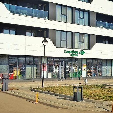 Super Apartments Near Airport With Shop & Free Parking 이아시 외부 사진